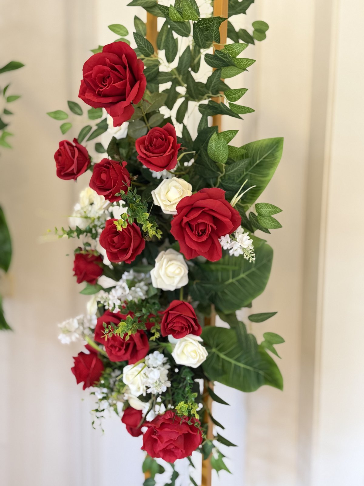 Rosalie  kukka-asetelma 140cm 2
